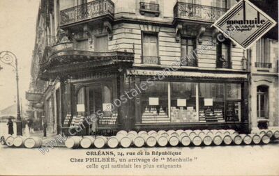 Carte postale ancienne 24, rue de la République Chez PHILBÉE — Orléans (Loiret)
