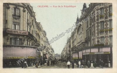 Carte postale ancienne Rue de la République — Orléans (Loiret)