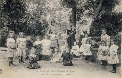 Carte postale ancienne Pensionnat Mechin Pinot — Orléans (Loiret)