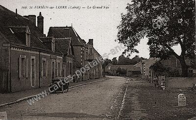 Carte postale ancienne La Grand' Rue — Saint-Firmin-sur-Loire (Loiret)