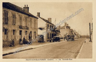 Carte postale ancienne La Grande-Rue — Saint-Lyé-la-Forêt (Loiret)