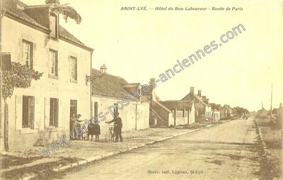 Carte postale ancienne St Lye — Saint-Lyé-la-Forêt (Loiret)