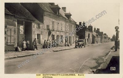 Carte postale ancienne Route d'Orléans — Saint-Péravy-la-Colombe (Loiret)