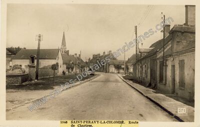 Carte postale ancienne Route de Chartres — Saint-Péravy-la-Colombe (Loiret)