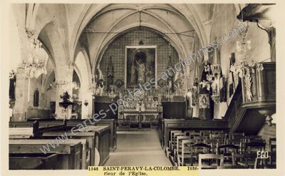 Carte postale ancienne Intérieur de l'Eglise — Saint-Péravy-la-Colombe (Loiret)