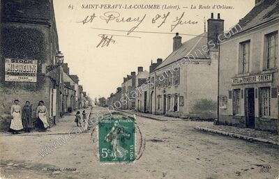 Carte postale ancienne La Route d'Orléans — Saint-Péravy-la-Colombe (Loiret)