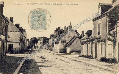 Carte postale ancienne Grande Rue — Saint-Péravy-la-Colombe (Loiret)