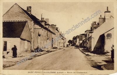 Carte postale ancienne Route de Chateaudun — Saint-Péravy-la-Colombe (Loiret)