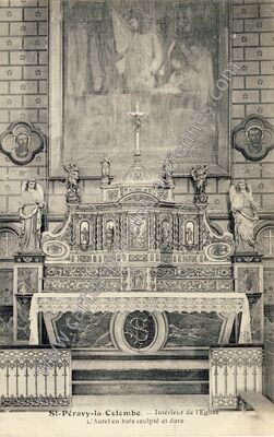 Carte postale ancienne Intérieur de l'Eglise, L'Autel en bois sculpté et doré — Saint-Péravy-la-Colombe (Loiret)