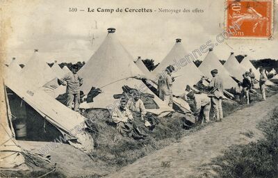 Carte postale ancienne Camp de Cercottes — Cercottes (Loiret)