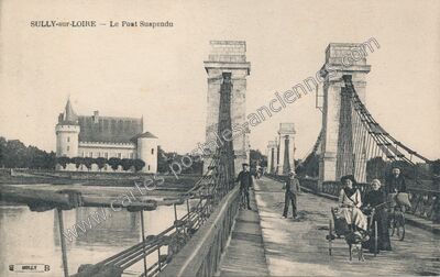 Carte postale ancienne Le Pont Suspendu — Sully-sur-Loire (Loiret)