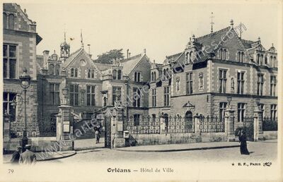 Carte postale ancienne Hôtel de Ville — Orléans (Loiret)