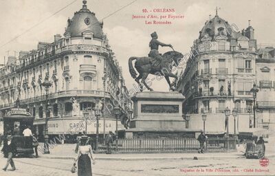Carte postale ancienne Jeanne d'Arc, par Foyatier Les Rotondes — Orléans (Loiret)