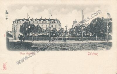 Carte postale ancienne Place Gambetta — Orléans (Loiret)
