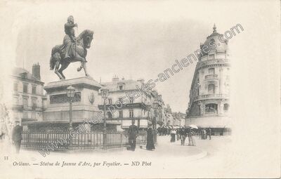 Carte postale ancienne Statue de Jeanne d'Arc — Orléans (Loiret)