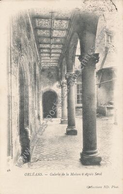 Carte postale ancienne Galerie de la Maison à Agnès Sorel — Orléans (Loiret)