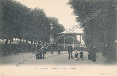 Carte postale ancienne Le Mail. — Vue du Kiosque — Orléans (Loiret)