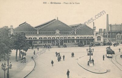Carte postale ancienne Place de la Gare — Orléans (Loiret)