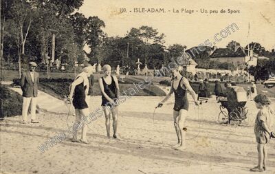 Carte postale ancienne La Plage - Un peu de Sport — L'Isle-Adam (Val-d'Oise)