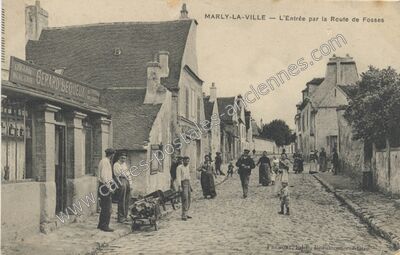 Carte postale ancienne L'Entrée par la Route de Fosses — Marly-la-Ville (Val-d'Oise)
