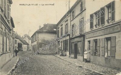 Carte postale ancienne La rue d'Aval — Marly-la-Ville (Val-d'Oise)