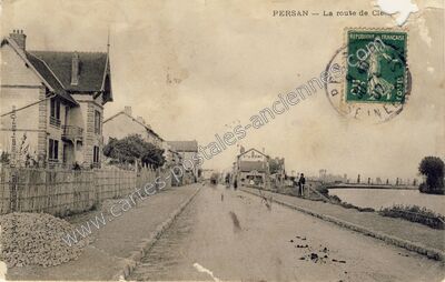 Carte postale ancienne La route de Cléry — Persan (Val-d'Oise)