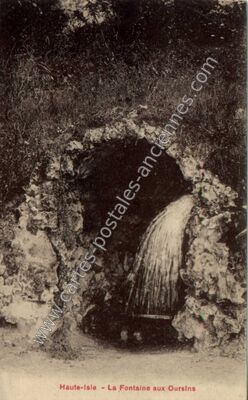 Carte postale ancienne La Fontaine aux Oursins — Haute-Isle (Val-d'Oise)