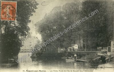Carte postale ancienne Les Petits Ponts de l'Ile de Beauté vers l'Abreuvoir — Nogent-sur-Marne (Val-de-Marne)