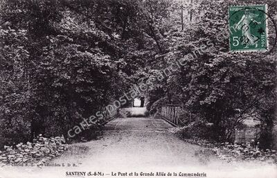 Carte postale ancienne Le Pont et la Grande Allée de la Commanderie — Santeny (Val-de-Marne)