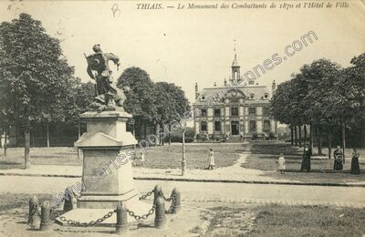Carte postale ancienne Le Monument des Combattants de 1870 et l'Hôtel de Ville — Thiais (Val-de-Marne)