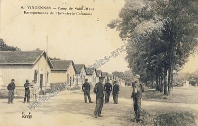 Carte postale ancienne Camp de Saint-Maur Baraquements de l'Infanterie Coloniale — Vincennes (Val-de-Marne)