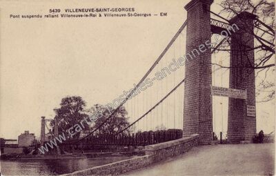 Carte postale ancienne Pont suspendu reliant Villeneuve-le-Roi à Villeneuve-St-Georges — Villeneuve-Saint-Georges (Val-de-Marne)