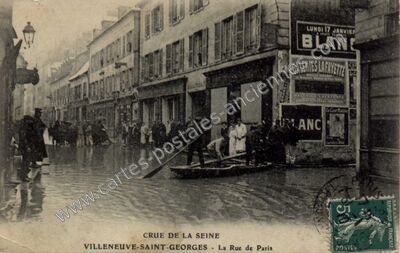 Carte postale ancienne La Rue de Paris — Villeneuve-Saint-Georges (Val-de-Marne)