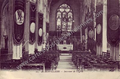 Carte postale ancienne Intérieur de l'Eglise — Aubervilliers (Seine-Saint-Denis)
