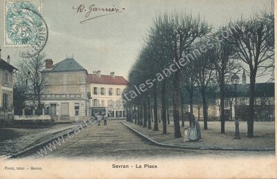 Carte postale ancienne La Place — Sevran (Seine-Saint-Denis)