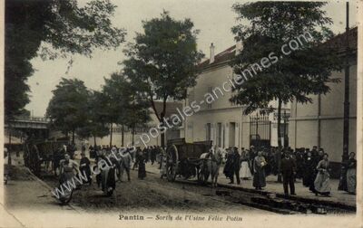 Carte postale ancienne Sortie de l'Usine Félix Potin — Pantin (Seine-Saint-Denis)