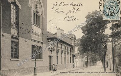 Carte postale ancienne Rue Boileau. Ecole des filles et Ecole Maternelle — Montrouge (Hauts-de-Seine)