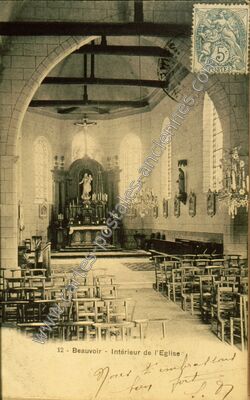 Carte postale ancienne Intérieur de l'Eglise — Beauvoir (Seine-et-Marne)