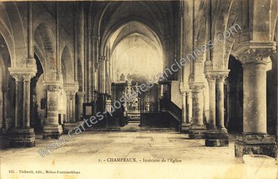 Carte postale ancienne Intérieur de l'Eglise — Champeaux (Seine-et-Marne)