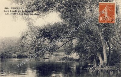 Carte postale ancienne Les bords de la Marne. La Pointe des Iles mortes — Chelles (Seine-et-Marne)