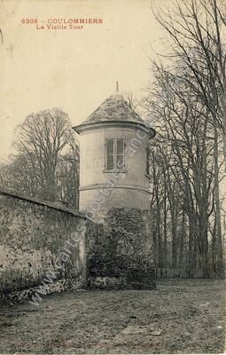 Carte postale ancienne La Vieille Tour — Coulommiers (Seine-et-Marne)