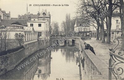 Carte postale ancienne Pont de la Ville — Coulommiers (Seine-et-Marne)
