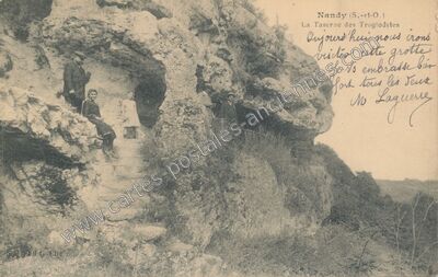 Carte postale ancienne La Taverne des Troglodytes — Nandy (Seine-et-Marne)