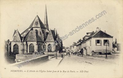 Carte postale ancienne L'Abside de l'Église Saint-Jean & la Rue de Paris — Nemours (Seine-et-Marne)