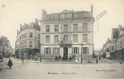 Carte postale ancienne Hôtel de Ville — Provins (Seine-et-Marne)