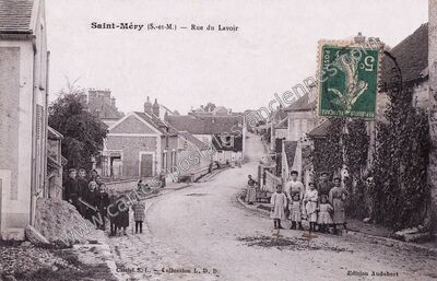 Carte postale ancienne Rue du Lavoir — Saint-Méry (Seine-et-Marne)