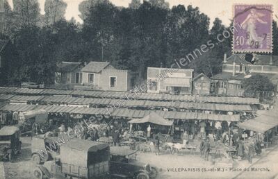Carte postale ancienne Place du Marché — Villeparisis (Seine-et-Marne)
