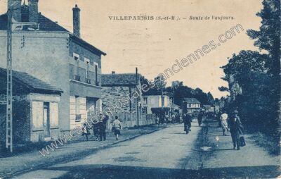Carte postale ancienne Route de Vaujours — Villeparisis (Seine-et-Marne)