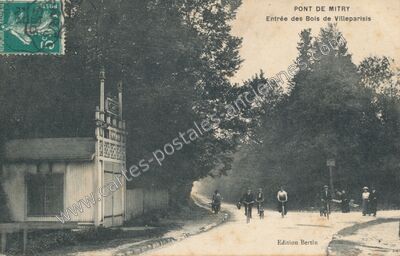 Carte postale ancienne Entrée des Bois — Villeparisis (Seine-et-Marne)