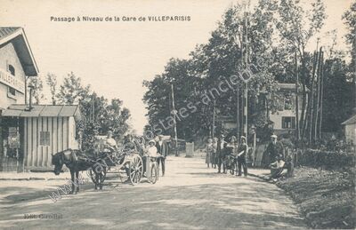 Carte postale ancienne Passage à Niveau de la Gare — Villeparisis (Seine-et-Marne)